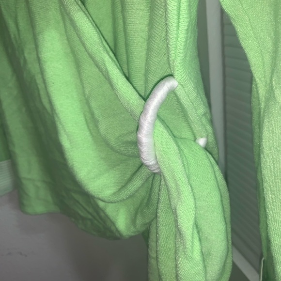 NWT DG2 Diane Gilman long sleeve top - Picture 5 of 7